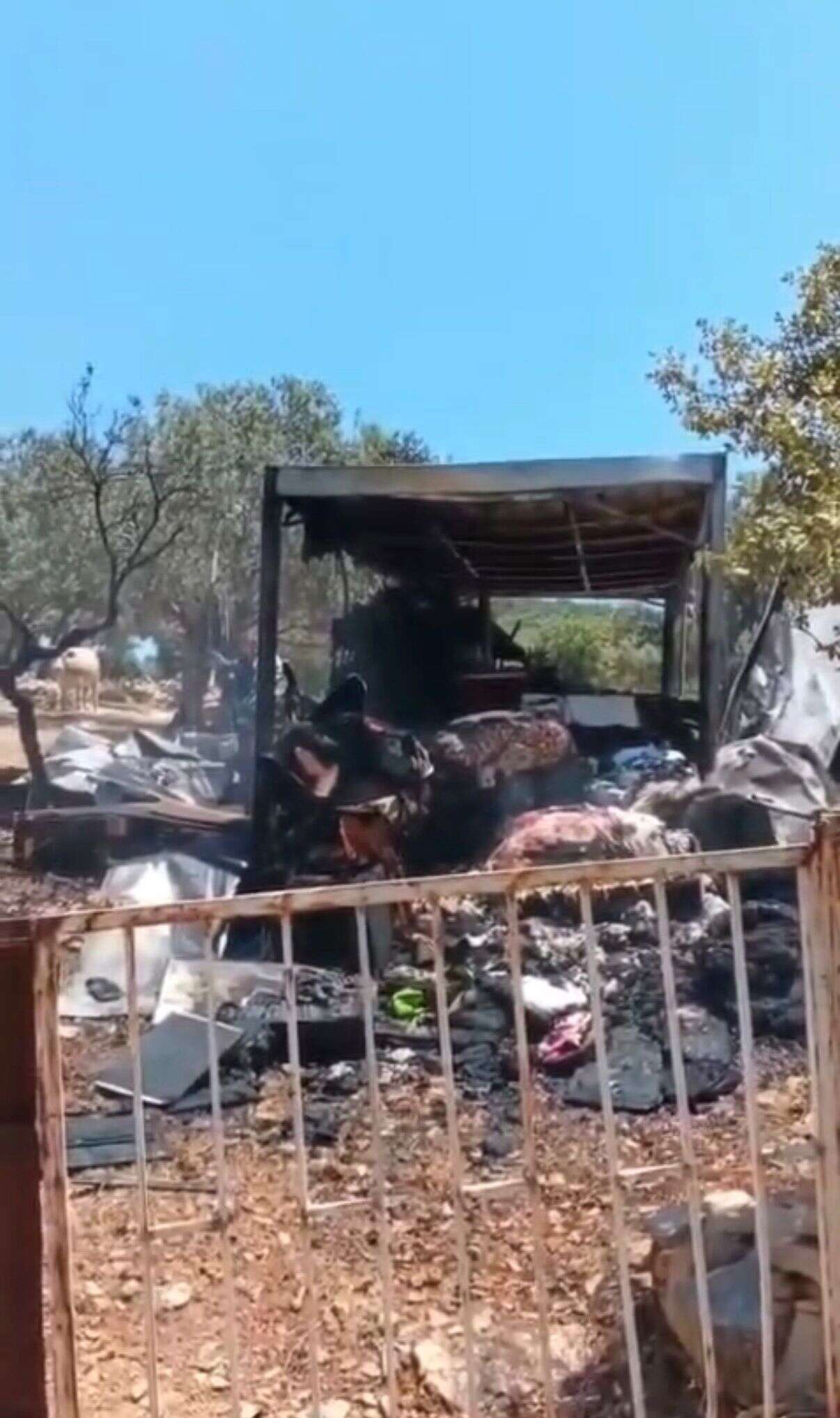 Bodrum’da Konteyner Yangını: 1 Kişi Hafif Yaralandı 3